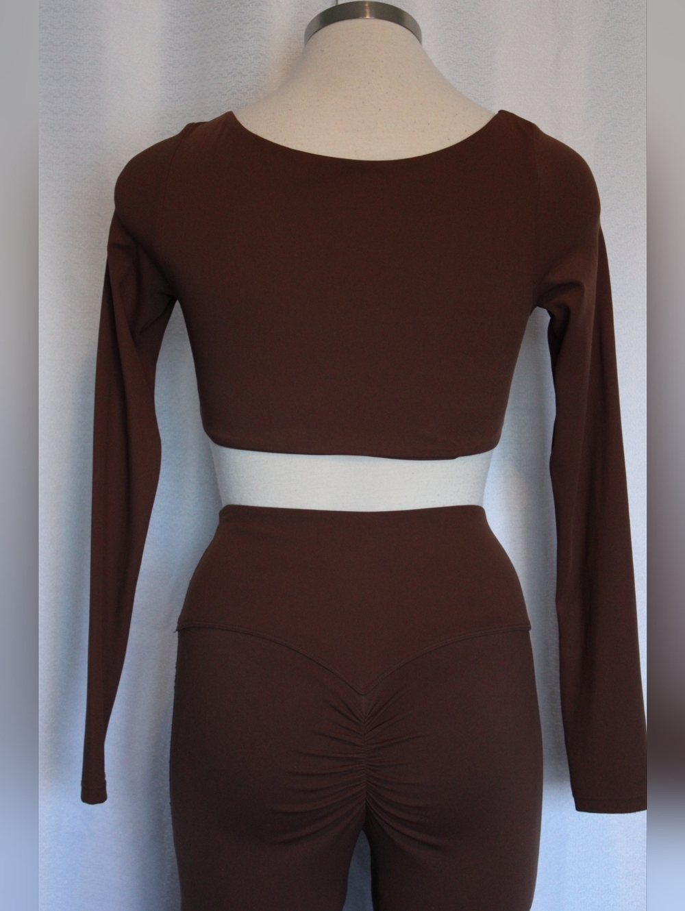 Cocoa Brown 2 Pc Crop Top & Flare Legging Set Size Small - Picture 2 of 9